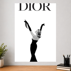 Dior Pose